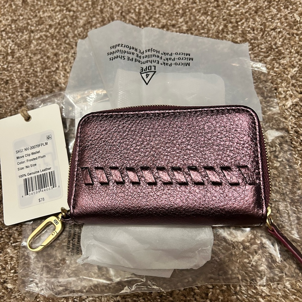 Hobo Go Move frosted Plum Wallet